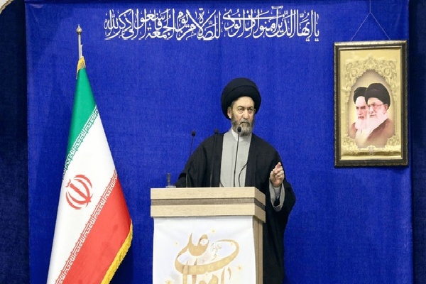 آیت الله سید حسن عاملی، نماینده ولی فقیه در استان و امام جمعه اردبیل