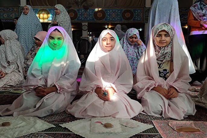 برگزاری مراسم اعتکاف با محوریت زندگی با آیه‌ها در زنجان