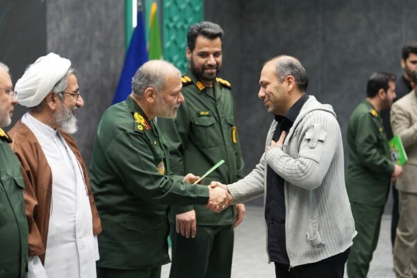 سومین همایش نماز در قم برگزار شد