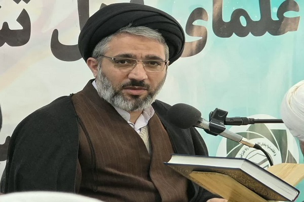 حجت‌الاسلام‌والمسلمین محمدسعید آزادموسوی، مدیر مرکز اسلامی آذربایجان‌غربی