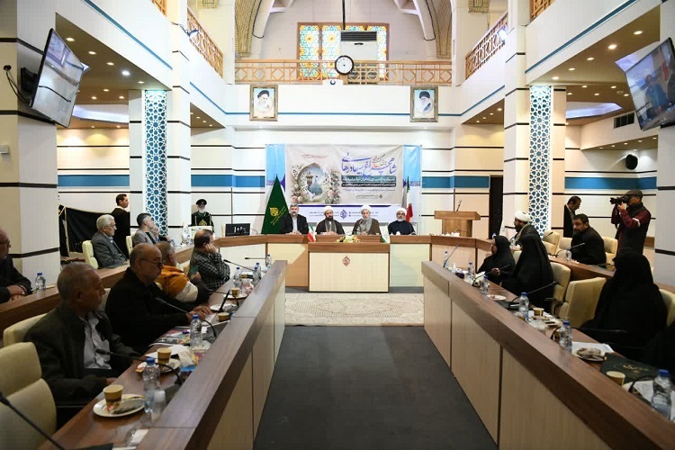 آیین گلریزان و آزادسازی زندانیان جرائم غیرعمد فارس، حرم شاهچراغ(ع)