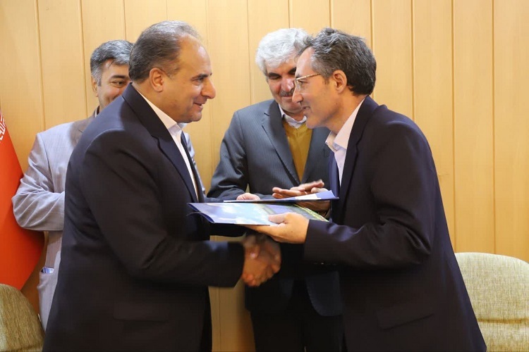 تفاهم‌نامه همکاری بین آموزش و پرورش و دانشگاه جامع علمی کاربردی آذربایجان شرقی