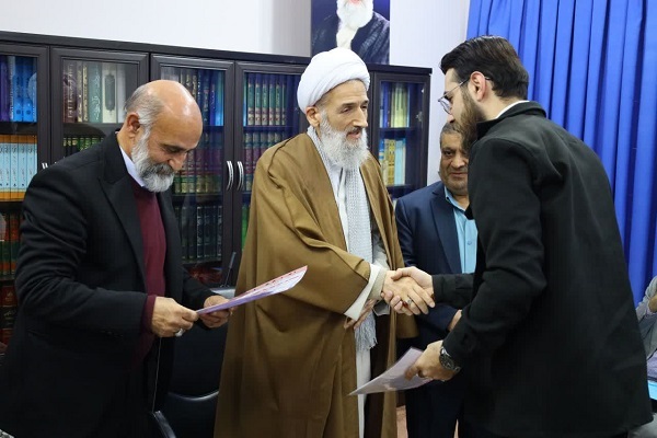 ارسالی // غفلت از مردمی‌سازی اقتصاد عامل مشکلات امروز است