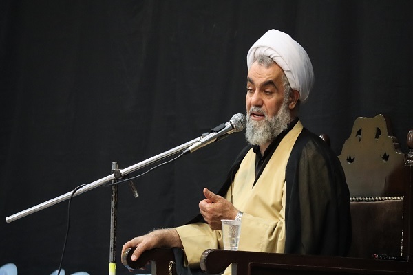 حجت‌الاسلام‌ والمسلمین جوشقانیان، استاد حوزه علمیه قم