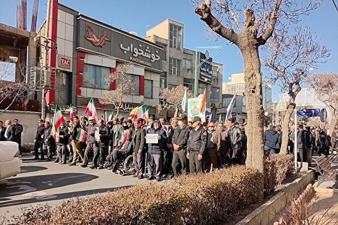 راهپیمایی محکومیت اغتشاشات اخیر در اراک برگزار شد