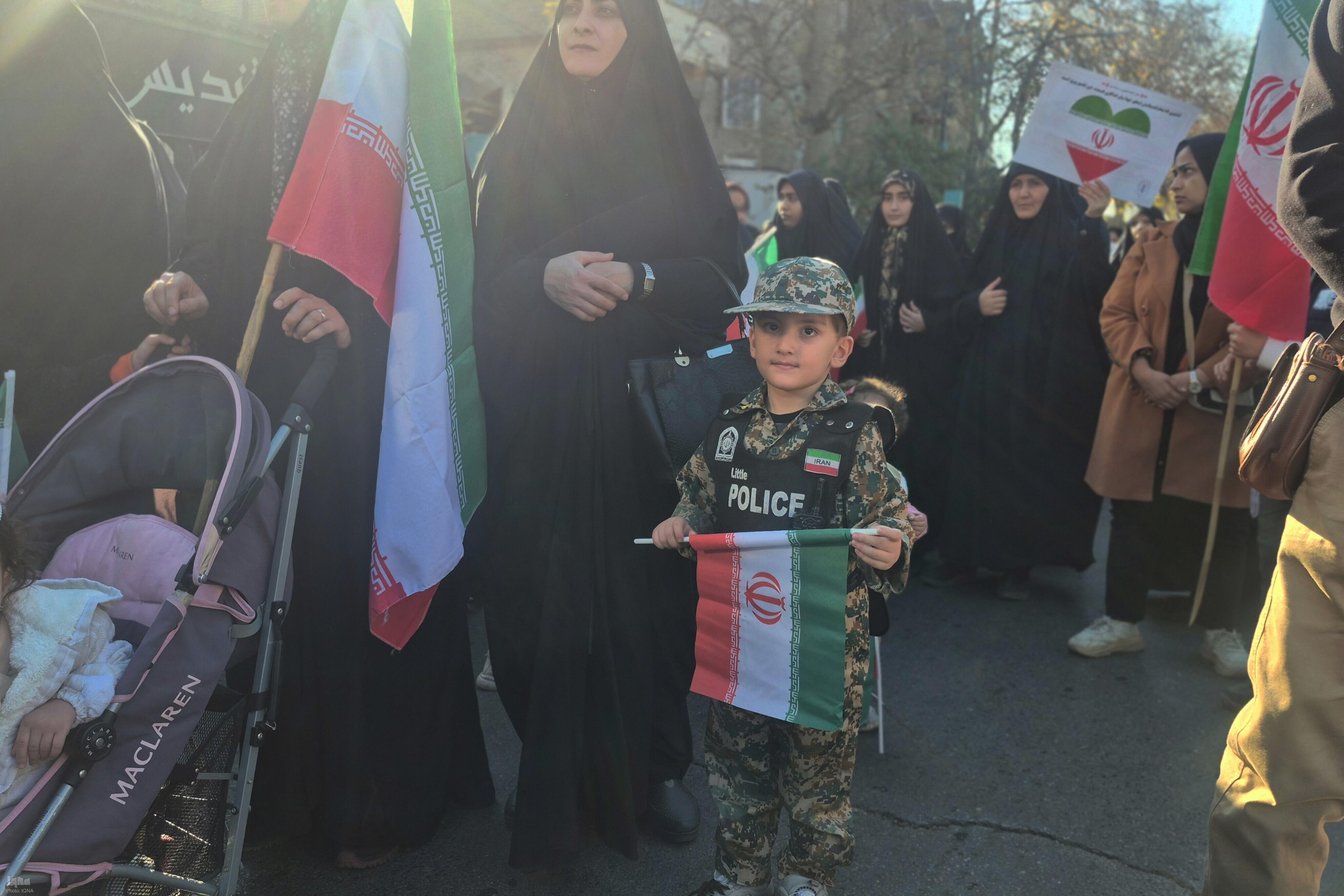 خروش مردم گرگان در محکومیت اغتشاشگران