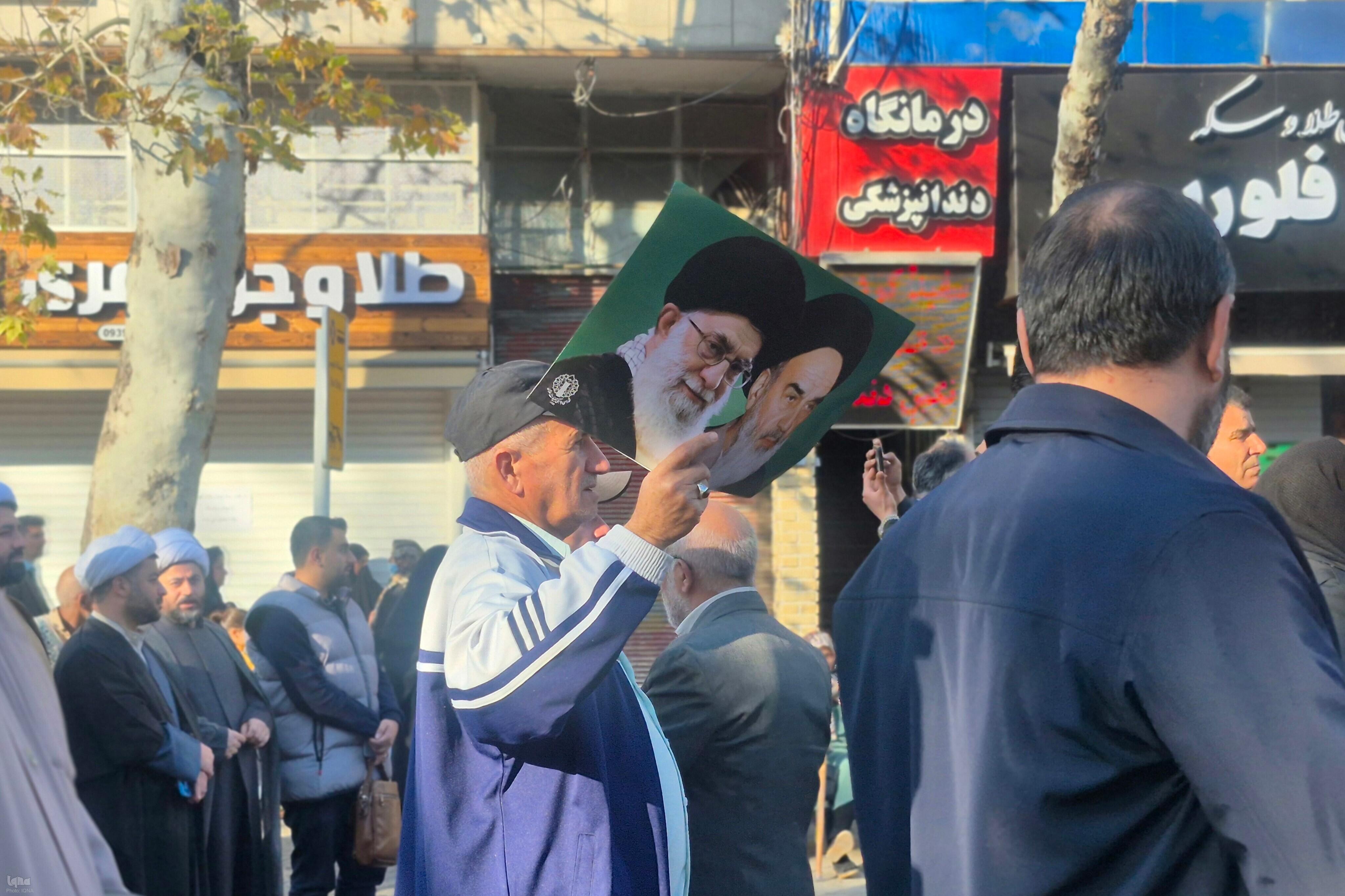 خروش مردم گرگان در محکومیت اغتشاشگران