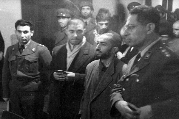 هنوز آماده نیست////آماده انتشار برای یکشنبه 28 دی ماه/////آتش مبارزه با ظلمی که شهید نواب صفوی روشن کرد خاموش شدنی نیست + صوت