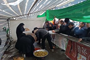 عکس | برپایی ایستگاه‌های صلواتی در کردستان