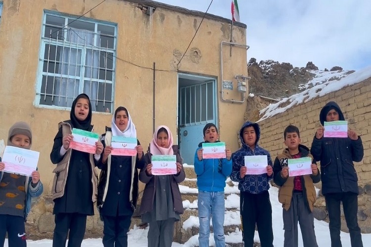 دانش‌آموزانTروستای میراکوه سراب