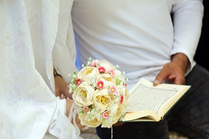 میزبانی اتاق عقد حرم بانوی کرامت از ۸۰ زوج جوان در عید مبعث