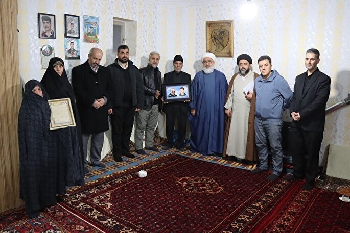 دیدار شهردار تبریز با خانواده شهیدان «حیدرزاده»، «خانلاری» و «فرهنگی والا»