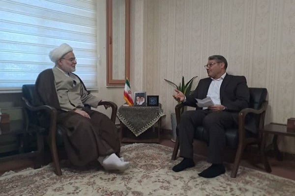 دیدار نماینده ولی فقیه در کردستان با فرمانده انتظامی کردستان