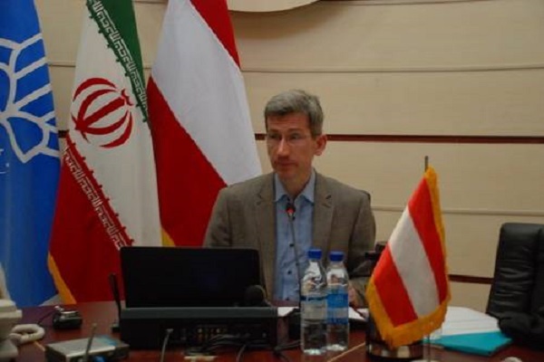 از ضرورت بازاندیشی ایران‌شناسی در قلب اروپا تا برپایی شب معماری ایرانی