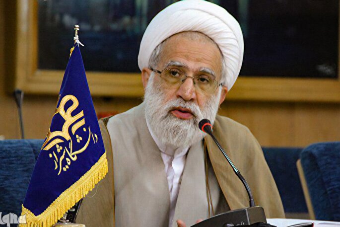 عشق؛ هنر شریف رهایی از خود و راه رسیدن به هستی