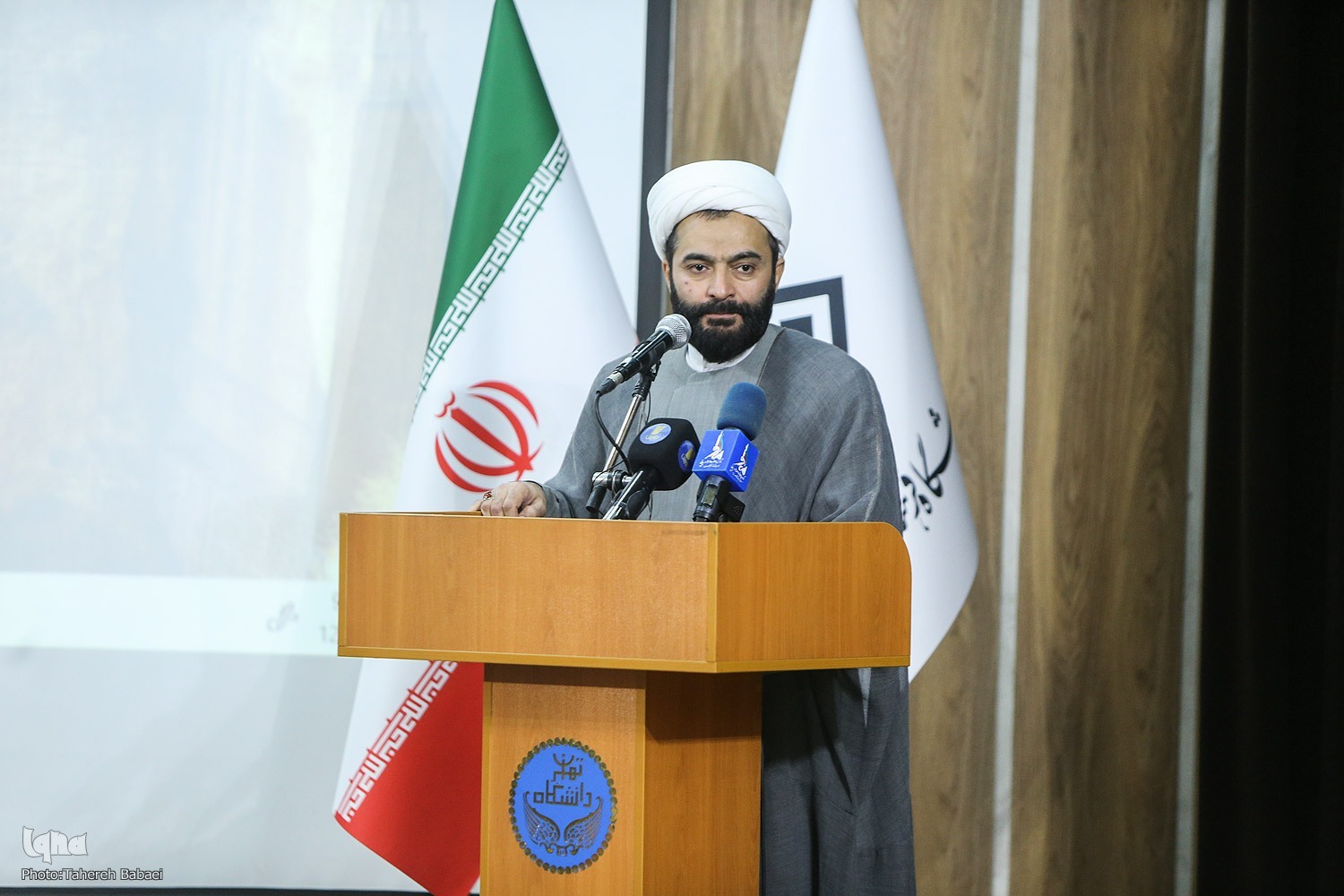 پژوهشهای بنیادین علوم انسانی محور مراسم تجلیل از پژوهشگران کشور پژوهشهای بنیادین علوم انسانی محور مراسم تجلیل از پژوهشگران کشور