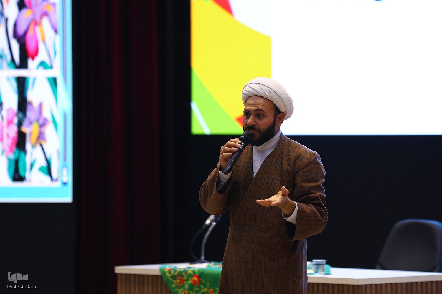 محسن عموچی مدیر مجموعه یارا