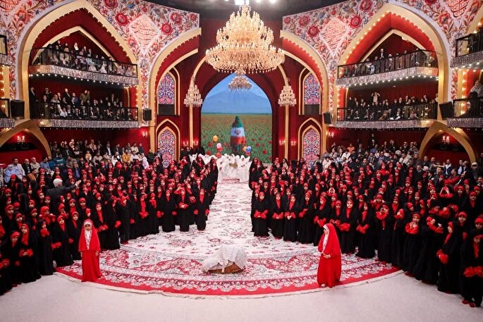 فیلم | اجرای سرود «هدیه خدا» گروه تسنیم همدان در مهدیه معلی