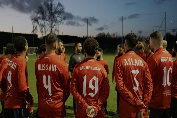 رمضان متفاوت برای هواداران منچستریونایتد؛ دیدار با آوارگان فلسطینی در اردن