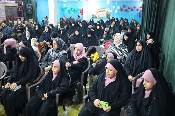 آیین افتتاح نمایشگاه «لباس سربازی» در ساری