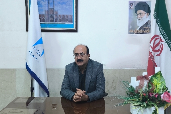 مطالعه عمیق شرط خلق آثار ماندگار در شعر آیینی است