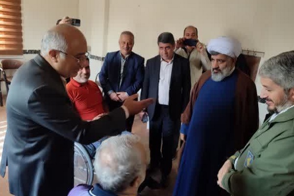 ارسالی // عیادت فرماندار و مسئولان بابلسری از جانبازان نخاعی ۷۰ درصد به بالا ارسالی // عیادت فرماندار و مسئولان بابلسری از جانبازان نخاعی ۷۰ درصد به بالا