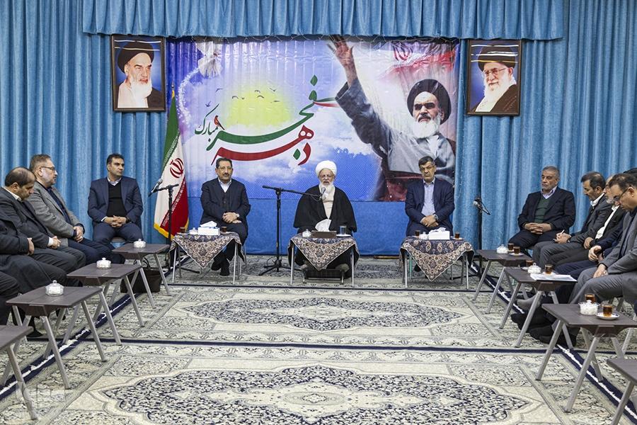 گزارش ایکنا از سفر وزیر صنعت، معدن و تجارت به استان یزد + عکس