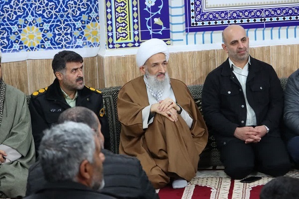 امنیت واقعی در گرو مقاومت است، نه سازش با مستکبران امنیت واقعی در گرو مقاومت است، نه سازش با مستکبران