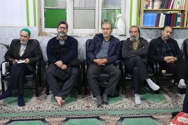 امنیت واقعی در گرو مقاومت است، نه سازش با مستکبران امنیت واقعی در گرو مقاومت است، نه سازش با مستکبران