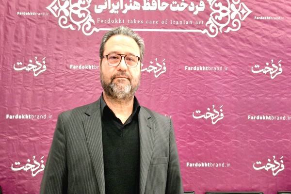مصطفی سنگکی کاشانی رئیس اتحادیه صنف خیاطان و فروشندگان پوشاک کاشان