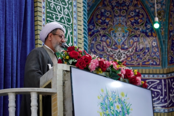 حجت الاسلام والمسلمین حسن علیدادی‌سلیمانی نماینده ولی‌فقیه در استان و امام جمعه کرمان