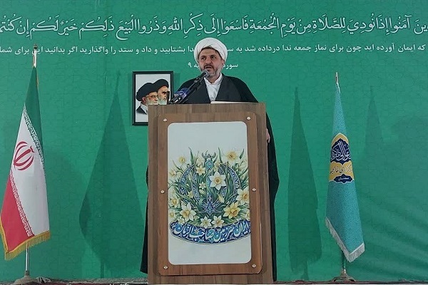 حجت الاسلام قدس پور امام جمعه موقت سمنان حجت الاسلام قدس پور امام جمعه موقت سمنان
