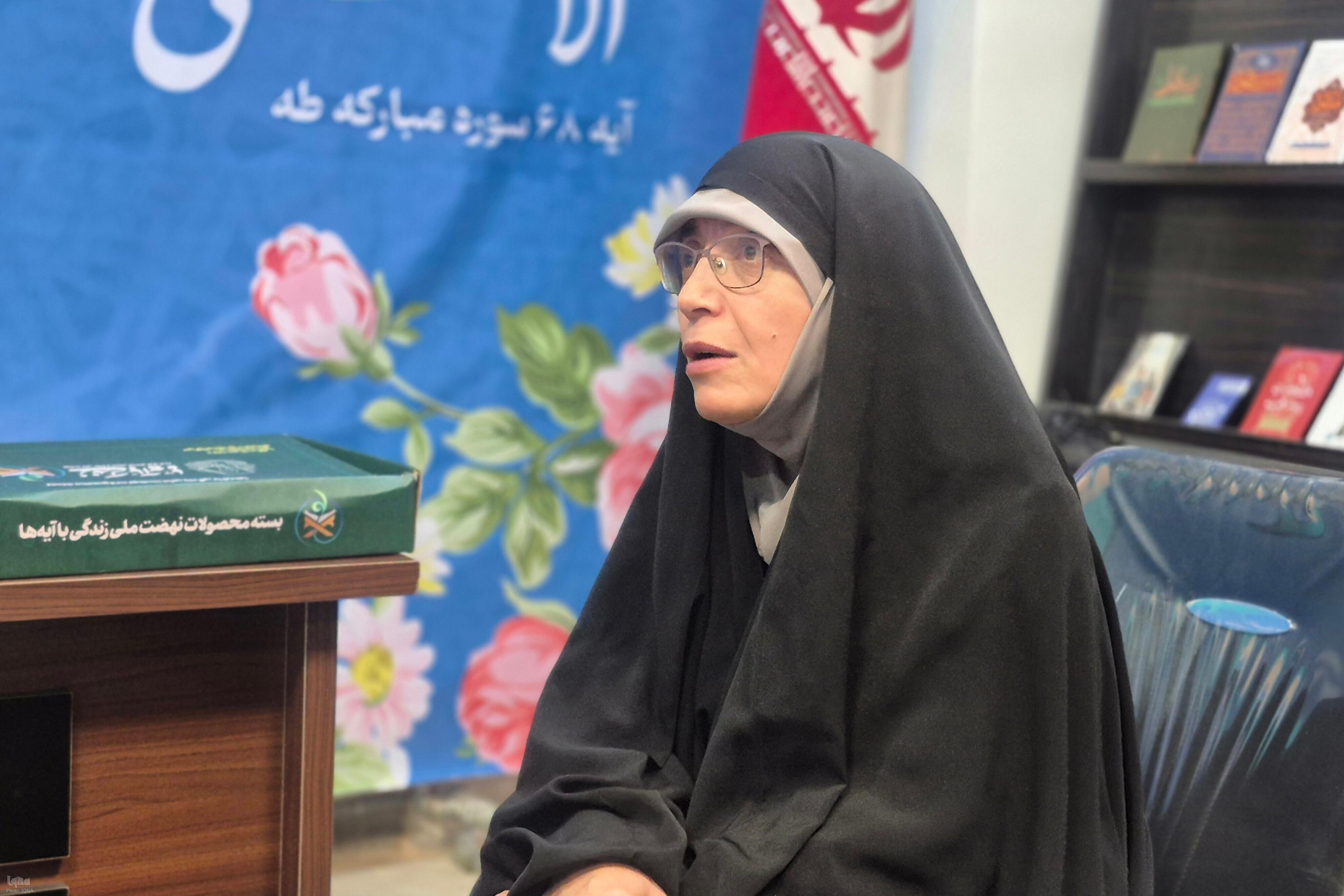 سیده زهرا حسینی جبلی مدیرکل دفتر امور زنان و خانواده استانداری گلستان
