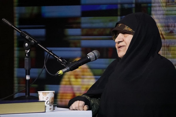 راضیه دباغ، فرزند مرحوم مرضیه حدیدچی