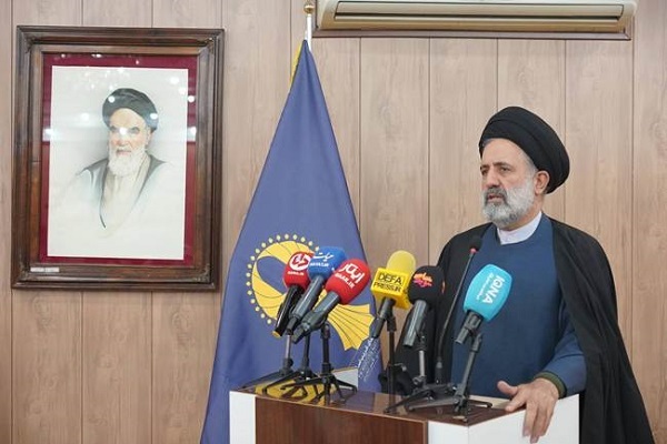 آیین رونمایی از ۳۶ عنوان کتاب تازه‌های نشر شاهد و مراسم «تجلیل از نویسندگان حوزه ایثار و شهادت» برگزار شد