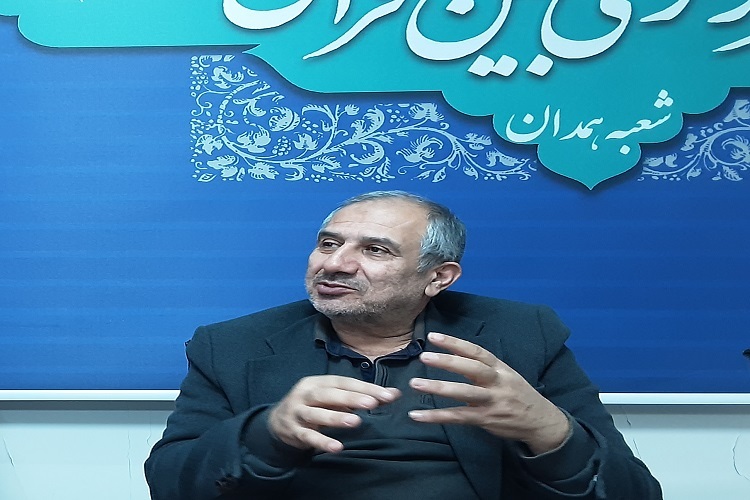 محمدرضا عراقچیان پژوهشگر و مدرس دانشگاه محمدرضا عراقچیان پژوهشگر و مدرس دانشگاه