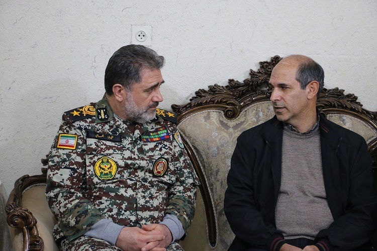 امیرسرتیپ الهامی، فرمانده قرارگاه مشترک پدافند هوایی خاتم الانبیا(ص) امیرسرتیپ الهامی، فرمانده قرارگاه مشترک پدافند هوایی خاتم الانبیا(ص)