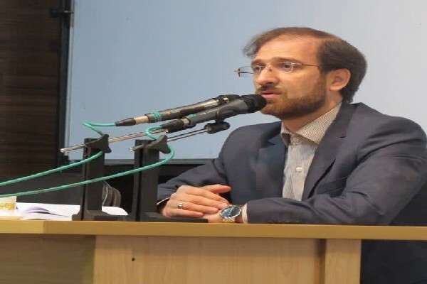 ستون فکری و ضامن تداوم انقلاب اسلامی است