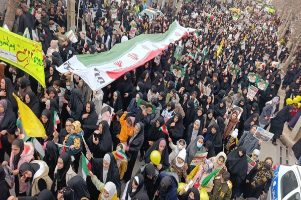 راهپیمایی یوم‌الله ۲۲بهمن در لرستان