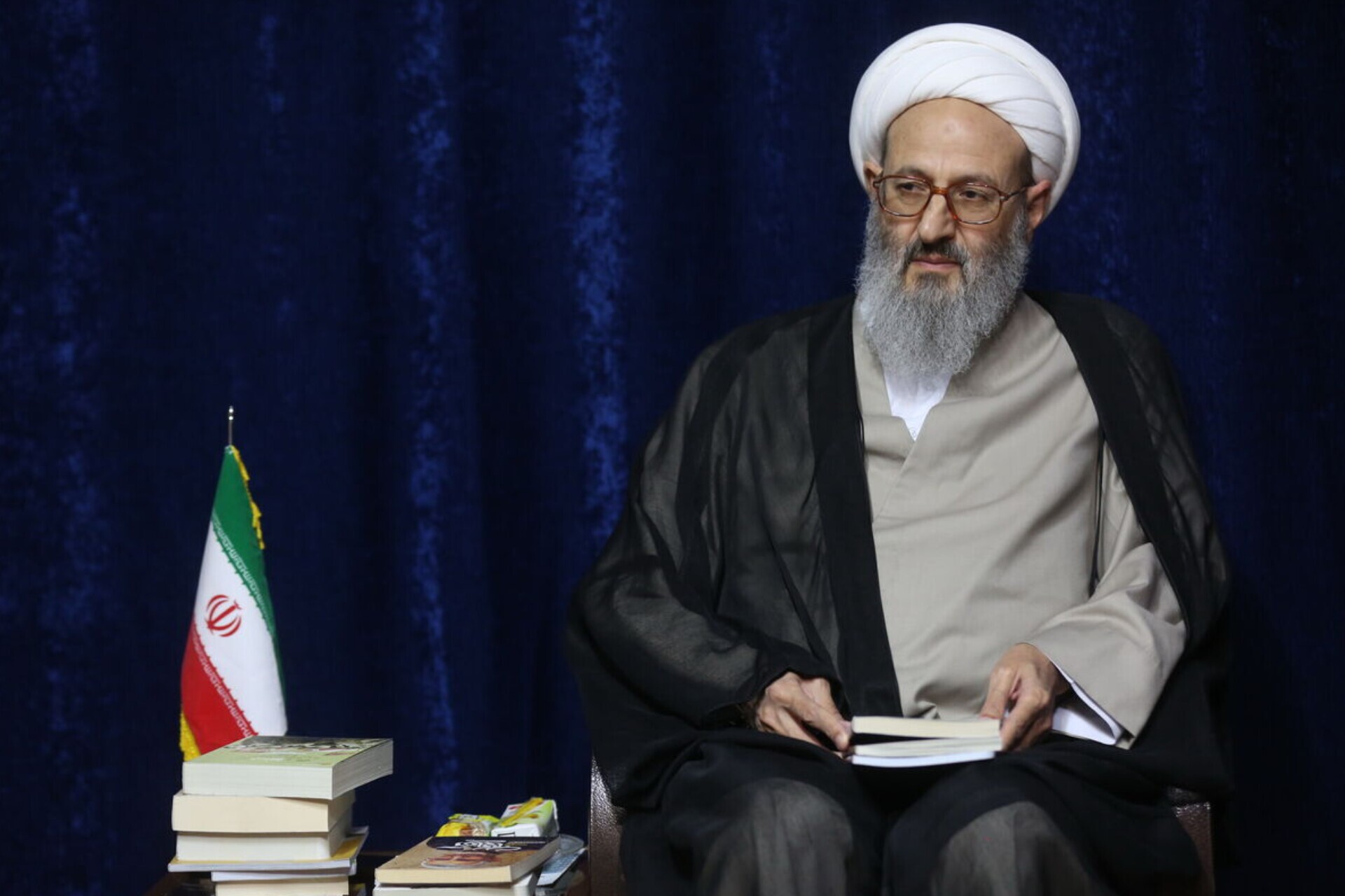 در حال ایجاد/