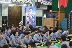 محفل انس با قرآن در مدارس یزد برگزار شد + عکس