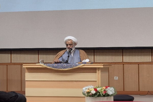  آیت‌الله عباس کعبی، عضو هیئت رئیسه مجلس خبرگان رهبری