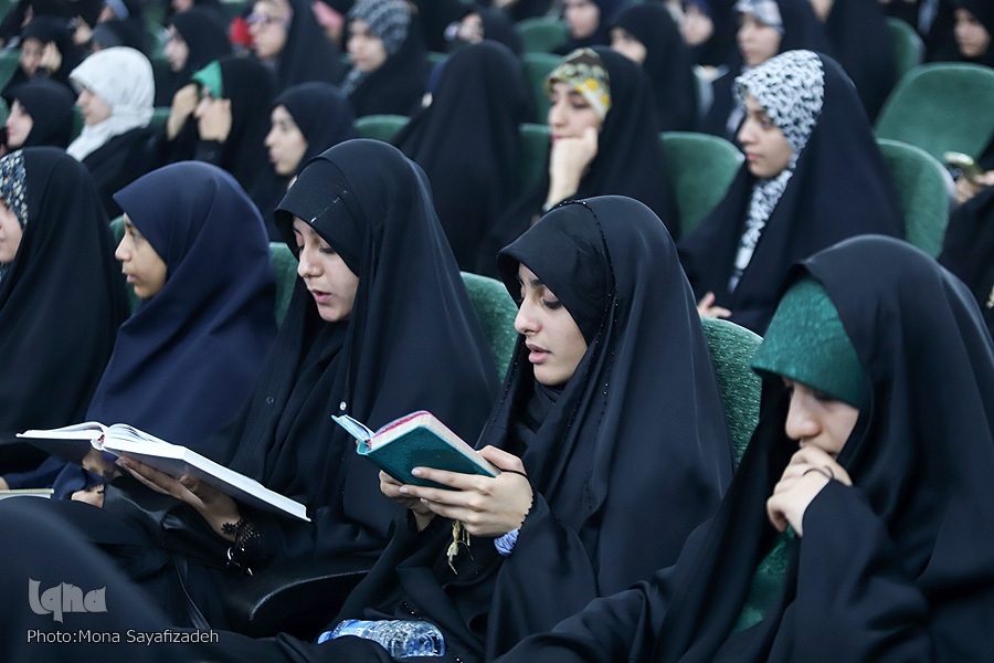 مسابقات قطبی قرآن و عترت دانش‌آموزان