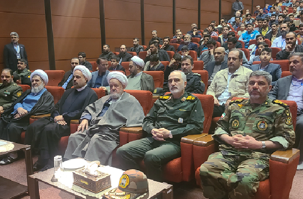 ایران پرچمدار میدان تقابل جریان جهانی یهود و جریان جهانی اسلام است
