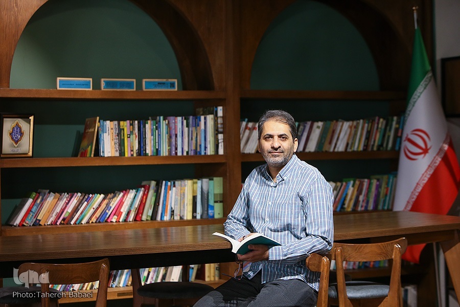 محمد جوادفر پژوهشگر و جامعه‌شناس