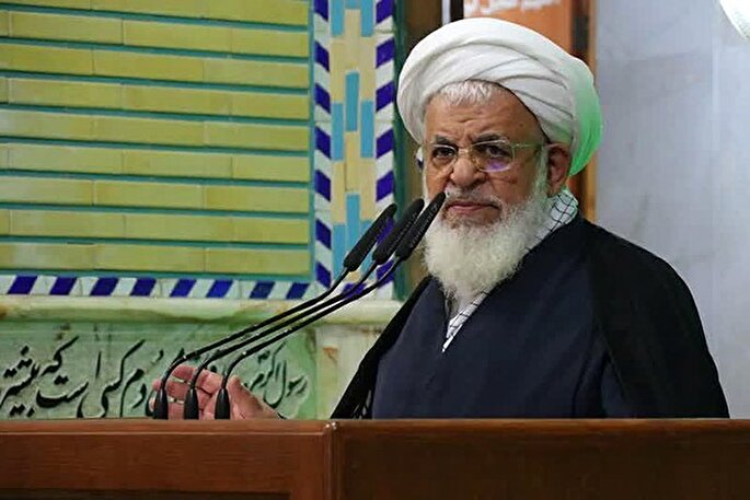 مردم ایران زیر بار ذلت و سلطه نمی‌روند 