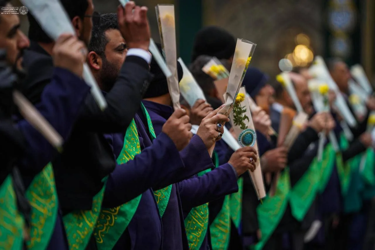جشن ميلاد سیدالشهدا(ع) در حرم امام علی(ع) به روایت تصویر