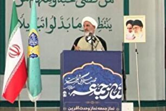 انقلاب اسلامی ایران قدرتمند است