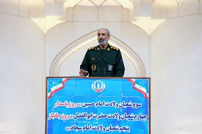 سپاه الگوی برتر جهانی است