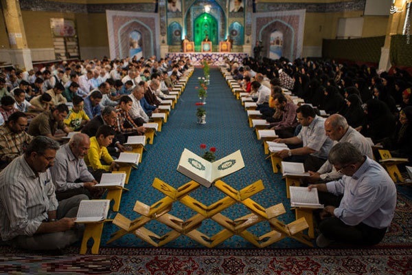 اجرای جزءخوانی در مسجد جامع امام جعفرصادق(ع) شهر اندیشه